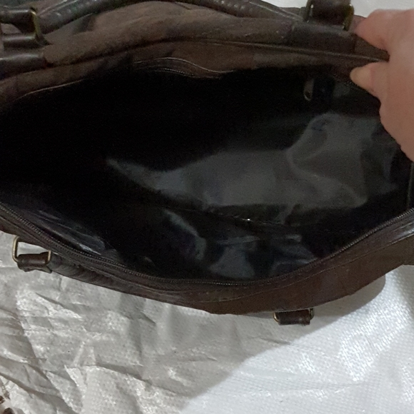 Faux suede bag - Picture 2 of 3